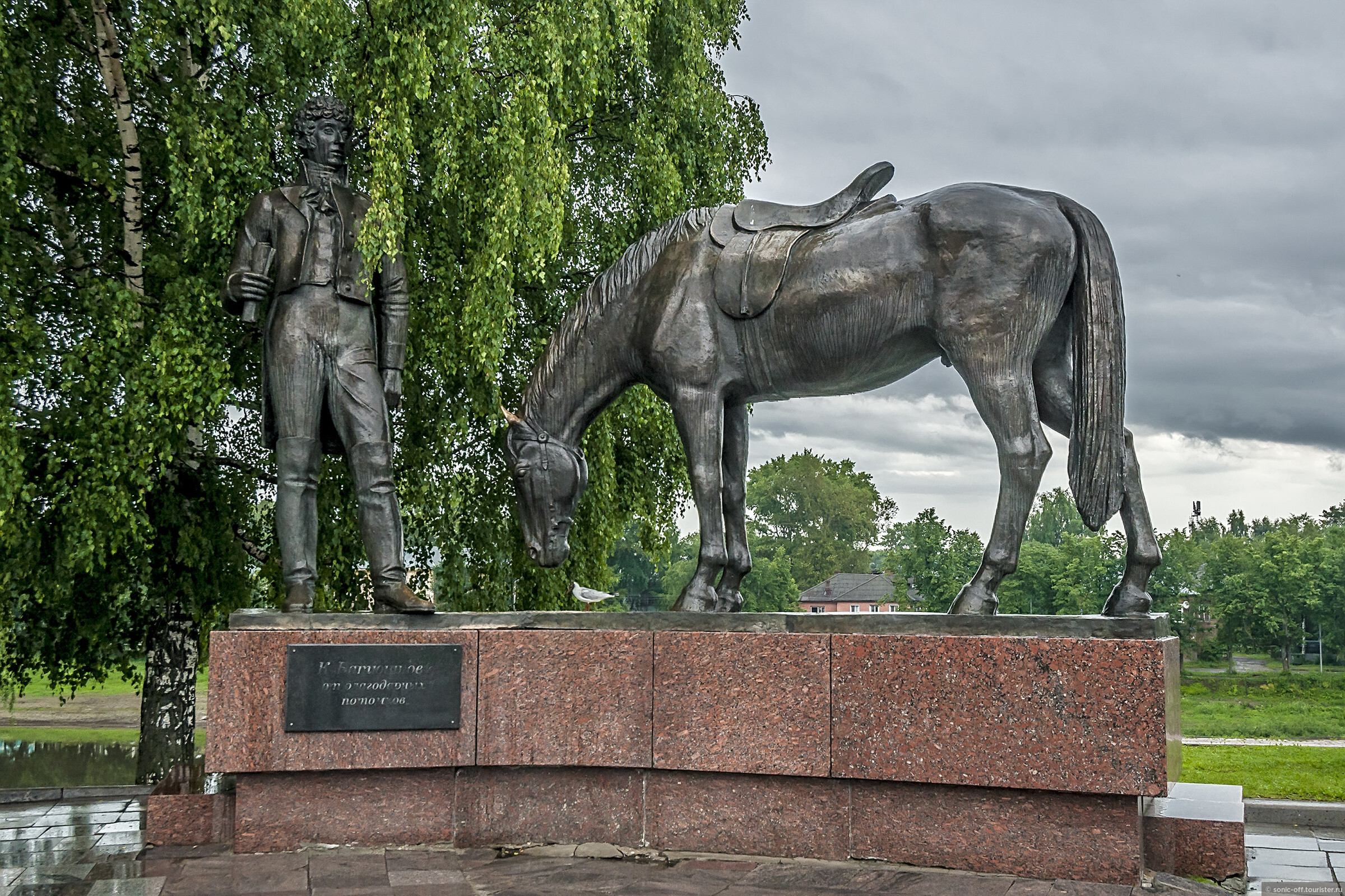 Памятник Константину Батюшкову